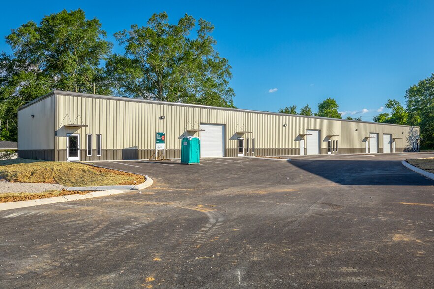 4740 Adams Rd, Hixson, TN à louer - Photo de l’immeuble – Image 2 sur 8