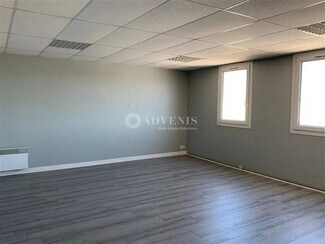 Plus de détails pour Bureau à louer