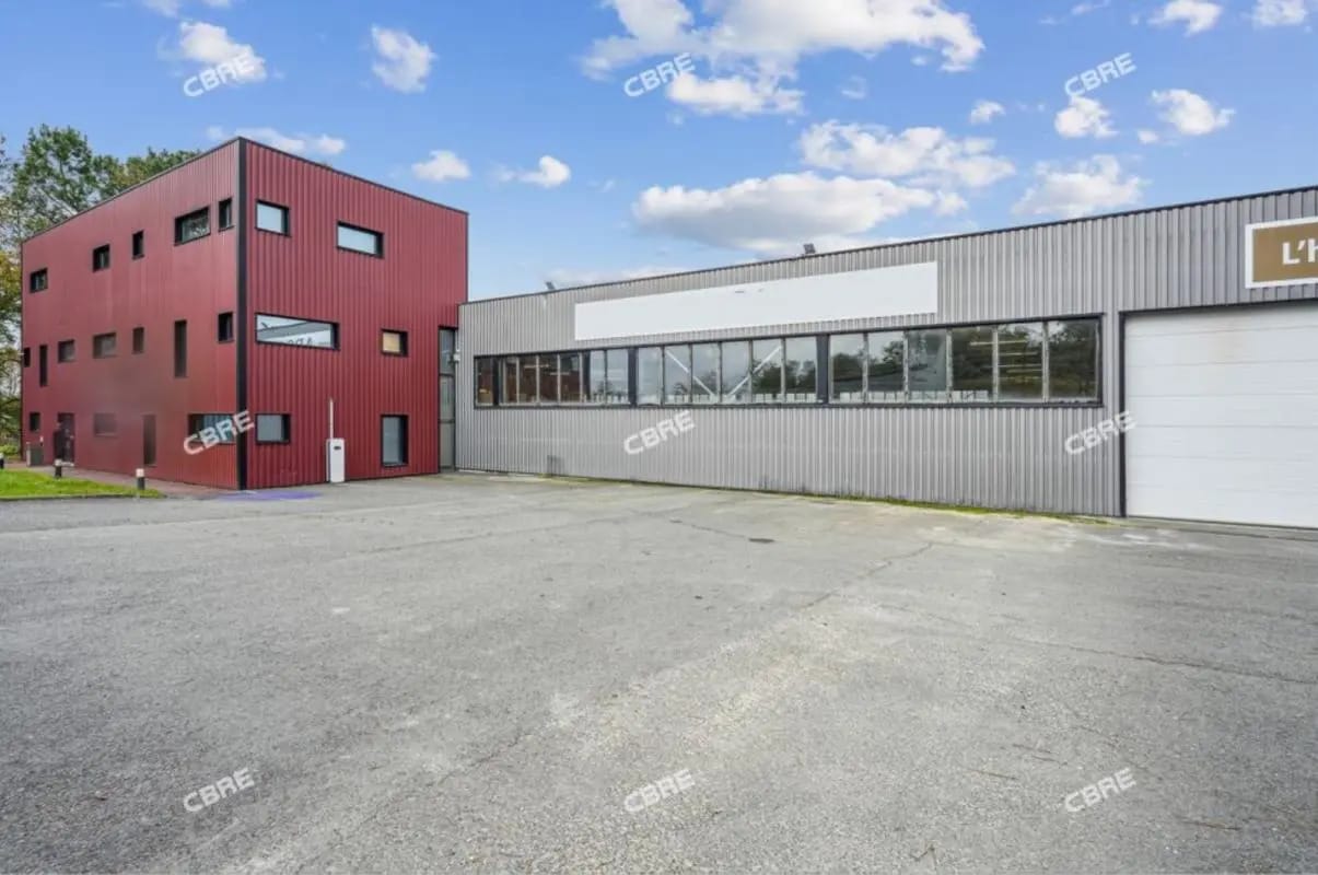 Bureau dans Cadaujac à louer Photo de l’immeuble– Image 1 sur 10