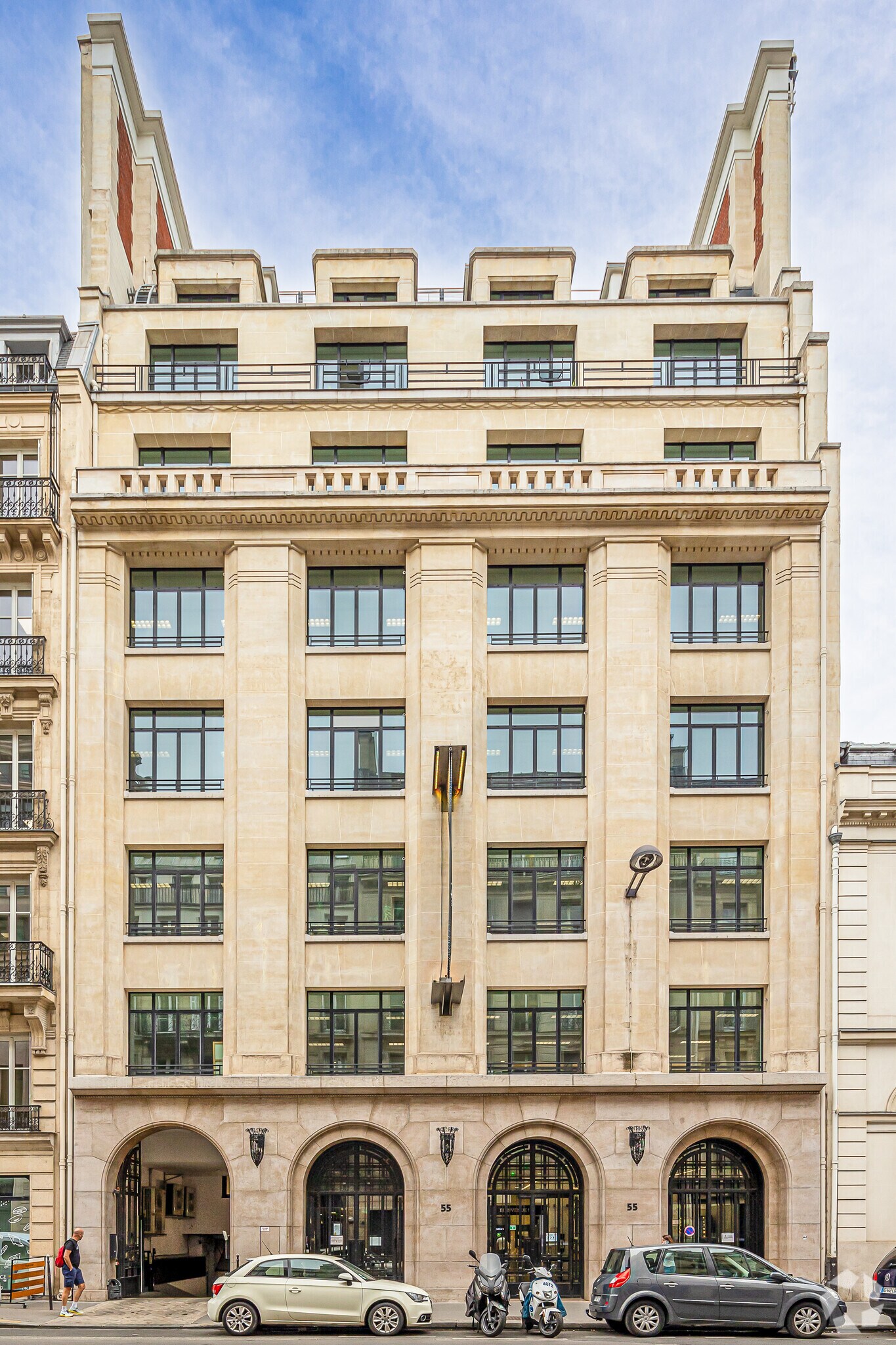 55 Rue La Boétie, Paris à louer Photo de l’immeuble– Image 1 sur 2