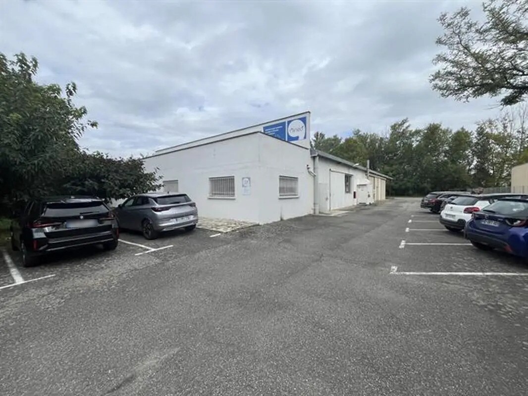 12 Rue Du Terroir, Saint-Alban à louer Photo principale– Image 1 sur 8