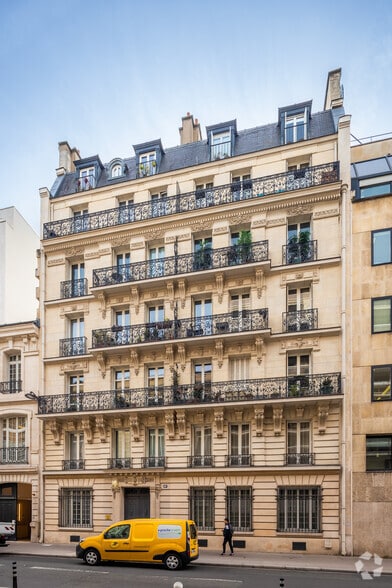 207 Rue De Vaugirard, Paris à louer - Photo de l’immeuble – Image 2 sur 11