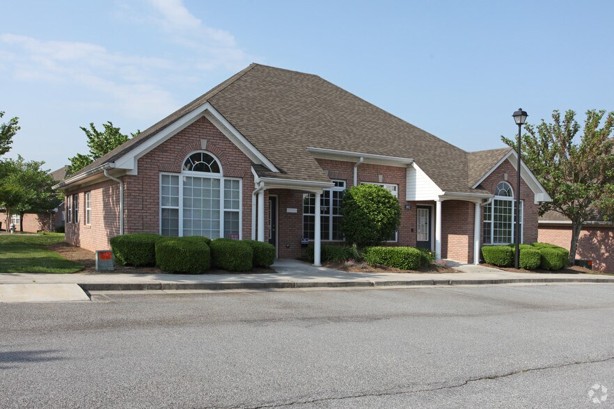 2775 Cruse Rd, Lawrenceville, GA à vendre - Photo principale – Image 1 sur 17