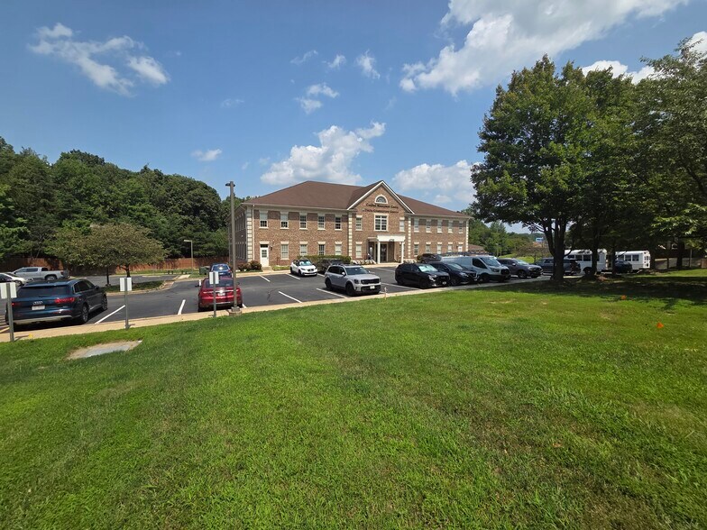 4340 Prince William Pky, Woodbridge, VA à vendre - Photo de l’immeuble – Image 2 sur 8