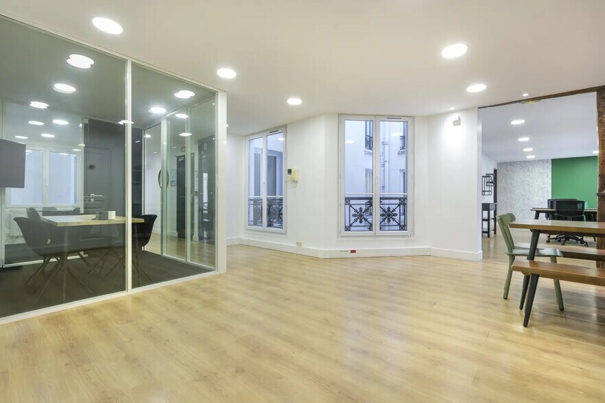 Bureau dans Paris à louer - Photo de l’immeuble – Image 2 sur 14