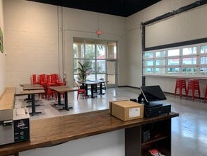 2355 vanderbilt beach Rd, Naples, FL à louer Photo intérieure– Image 1 sur 8