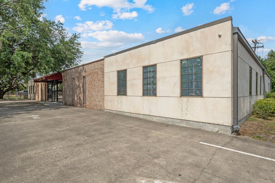 6445 High Star, Houston, TX à vendre - Photo de l’immeuble – Image 3 sur 20