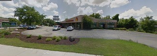 Plus de détails pour 4437 E State St, Rockford, IL - Local commercial à louer