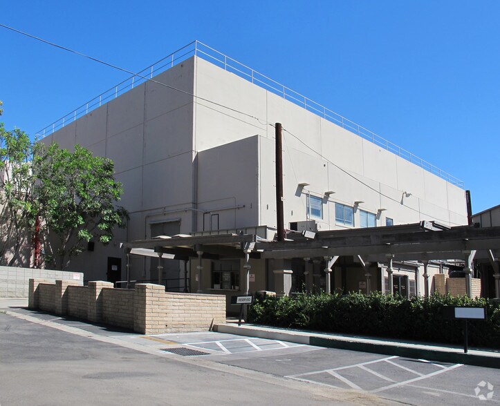 3000 W Alameda Ave, Burbank, CA à louer - Photo de l’immeuble – Image 2 sur 5