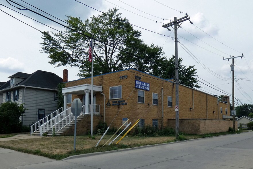 1170 Mason St, Dearborn, MI à vendre - Photo principale – Image 1 sur 3