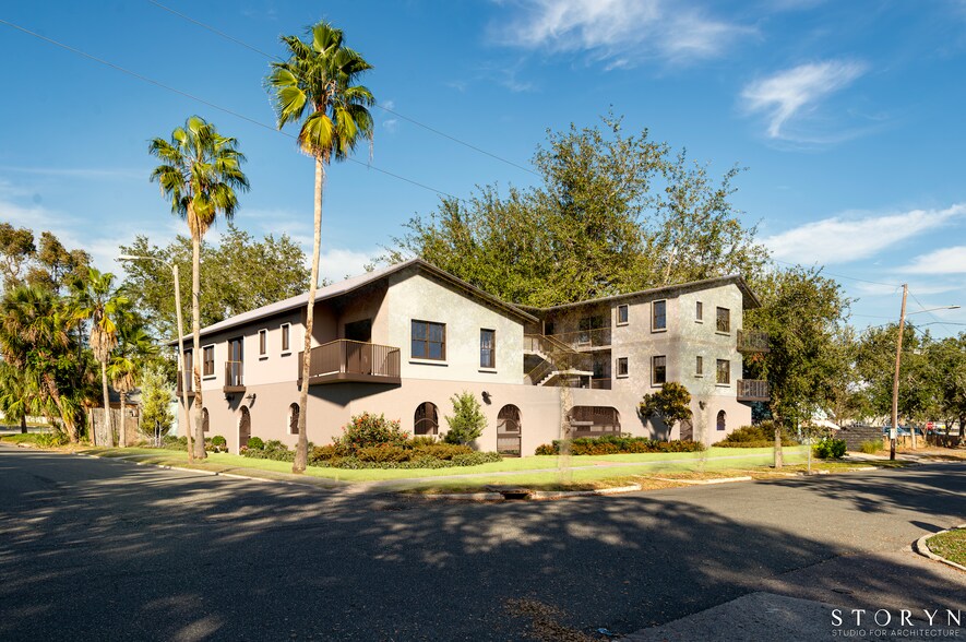 421 15th Ave S, Saint Petersburg, FL à vendre - Photo de l’immeuble – Image 2 sur 11