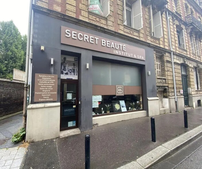 Local commercial dans Le Havre à louer - Photo de l’immeuble – Image 1 sur 7