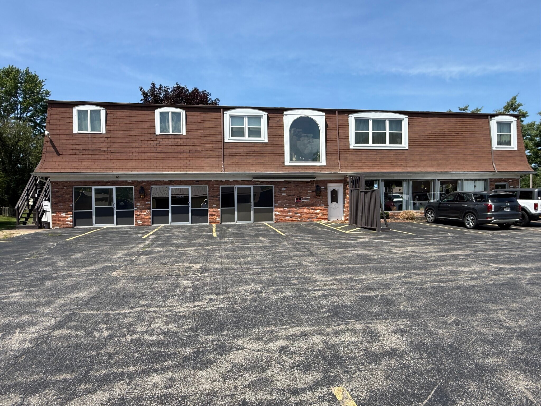 4945 Southwestern Blvd, Hamburg, NY à vendre Photo de l’immeuble– Image 1 sur 27