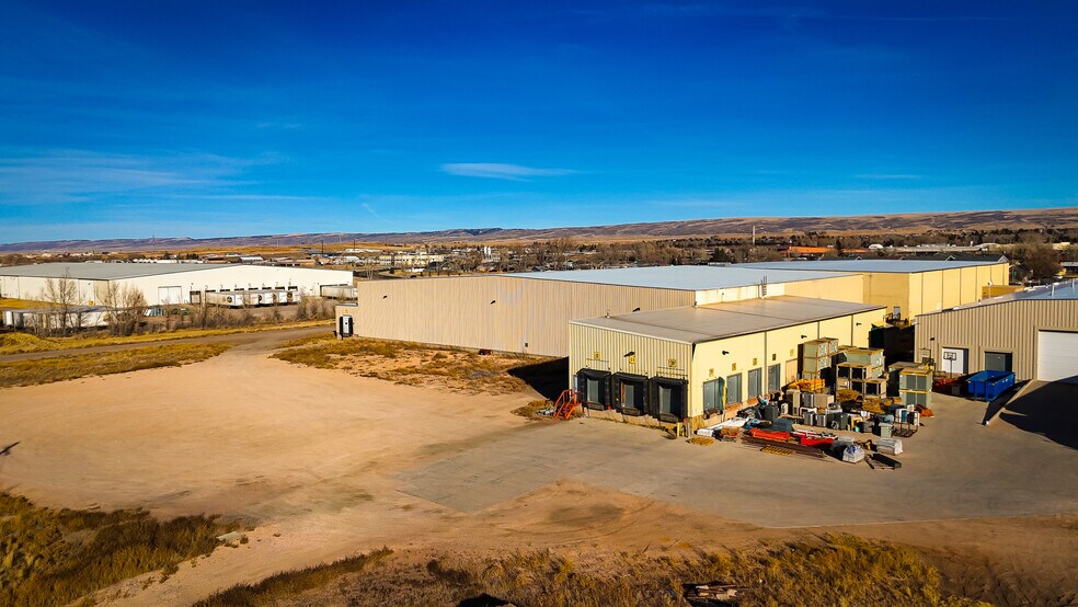 575 Snowy Range Rd, Laramie, WY à louer - Photo de l’immeuble – Image 1 sur 16