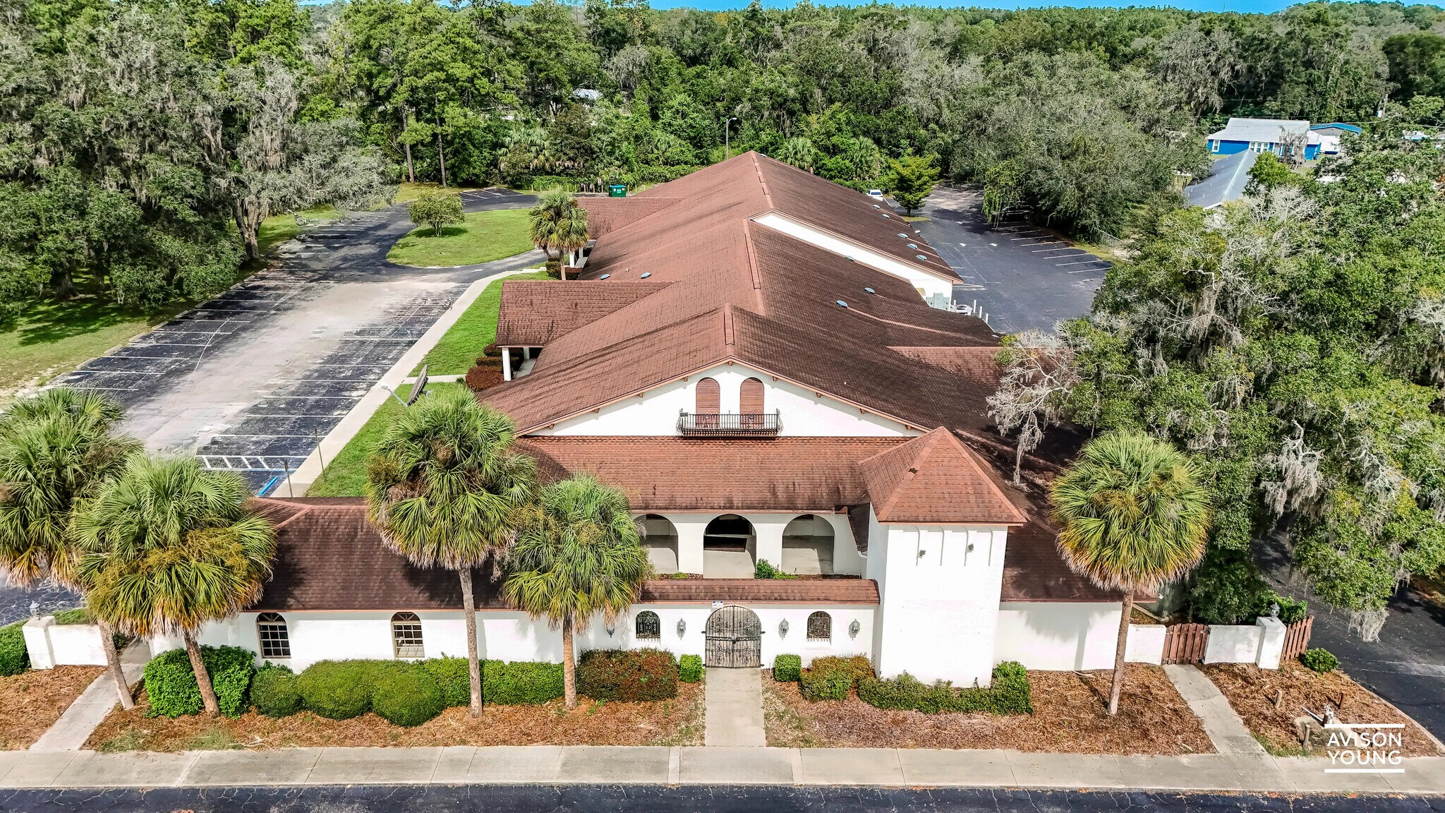 5431 E Silver Springs Blvd, Silver Springs, FL à louer Photo de l’immeuble– Image 1 sur 11