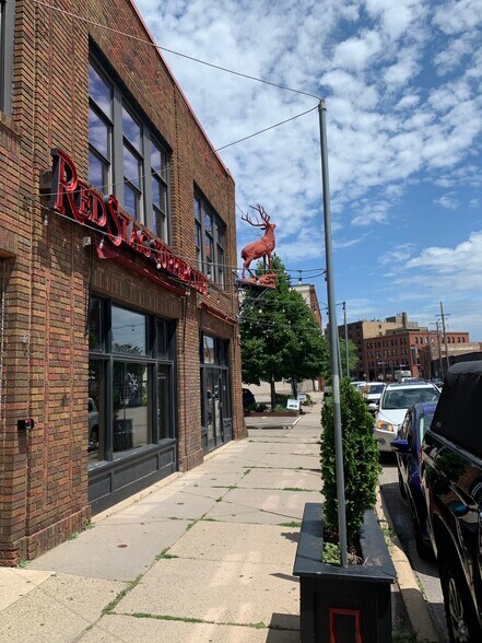 509 NE 1st Ave, Minneapolis, MN à louer - Photo de l’immeuble – Image 3 sur 9