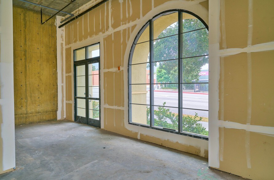 1769 E Walnut St, Pasadena, CA à louer - Photo intérieure – Image 3 sur 7