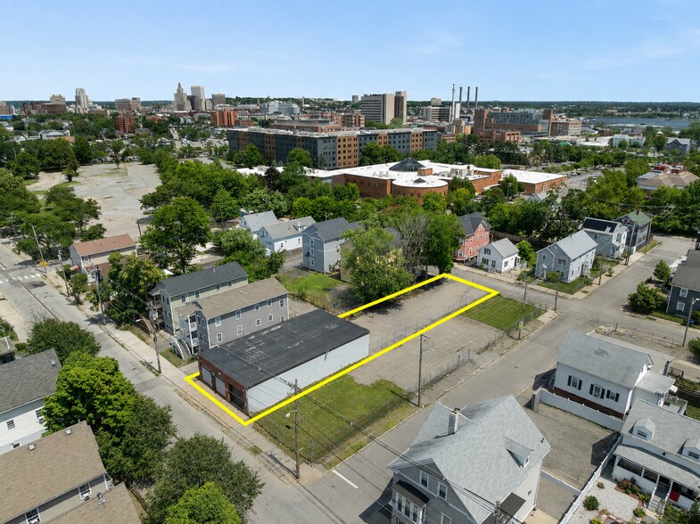 292 Prairie Ave, Providence, RI à vendre - Photo de l’immeuble – Image 1 sur 12
