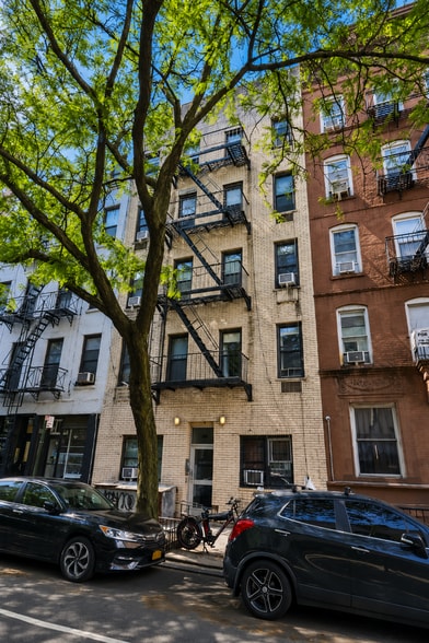 538 W 47th St, New York, NY à vendre - Photo de l’immeuble – Image 2 sur 4