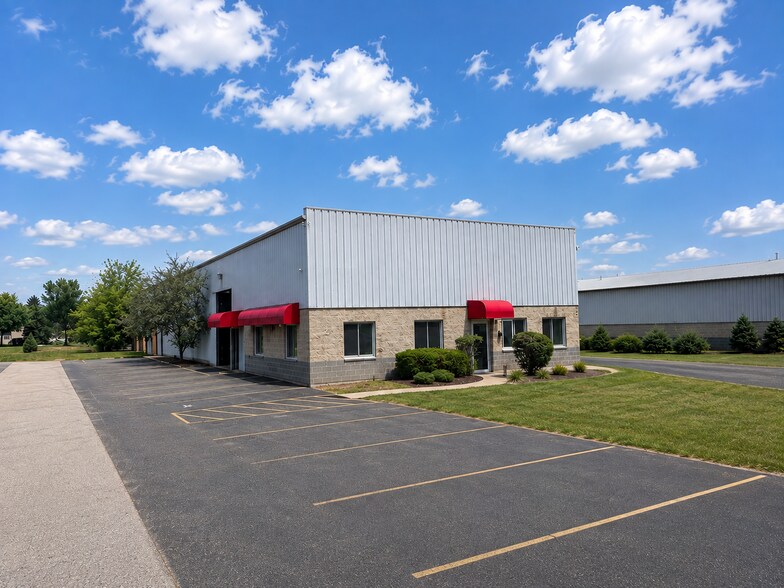 2420 Hiller Ridge Rd, Johnsburg, IL à louer - Photo principale – Image 1 sur 7