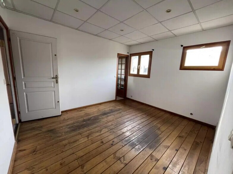 Bureau dans Le Cannet à louer - Photo de l’immeuble – Image 3 sur 8