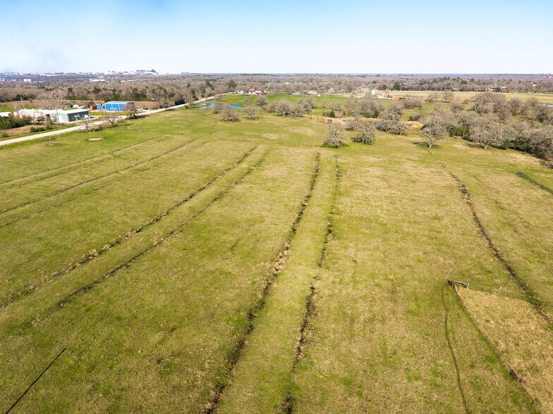 11504 Dowling Rd, College Station, TX à vendre - Photo de l’immeuble – Image 3 sur 10