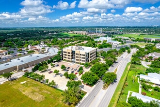 250 W Nottingham Pl, San Antonio, TX - Vue aérienne vue de carte - Image1