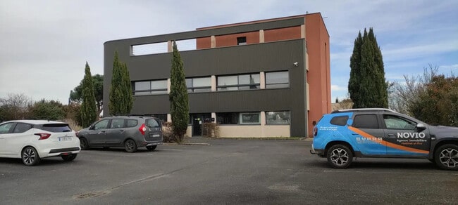 Plus de détails pour Local commercial à vendre