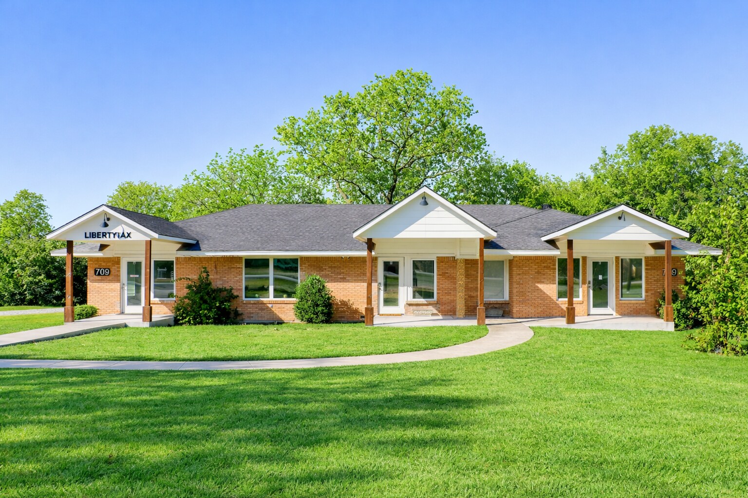 709 N Powell Pky, Anna, TX à louer Photo principale– Image 1 sur 5