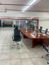 1400 E State St, Hamilton, NJ à louer Photo intérieure– Image 2 sur 5