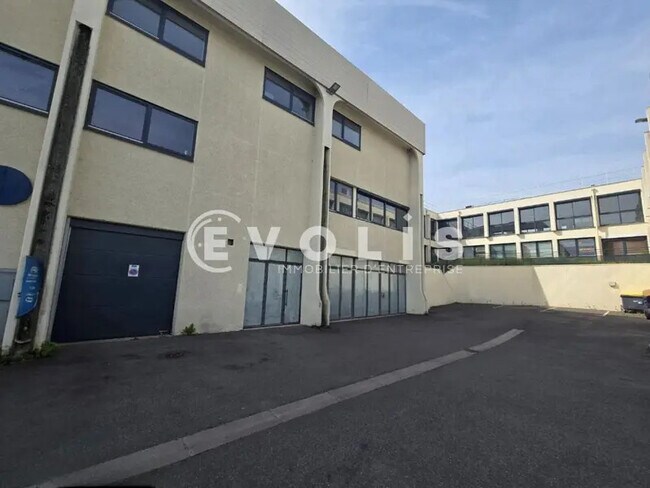 Plus de détails pour Industriel/Logistique à louer