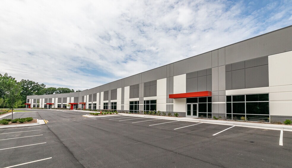 1050 Northgate Ct, Morrisville, NC à louer - Photo de l’immeuble – Image 2 sur 11