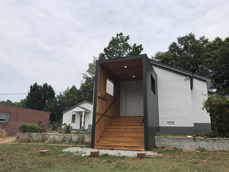 319 Aldridge Ave, Scottdale, GA à vendre - Photo de l’immeuble – Image 3 sur 20