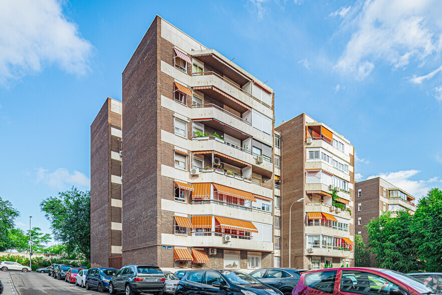 Bureau dans Madrid, Madrid à louer - Photo principale – Image 1 sur 1