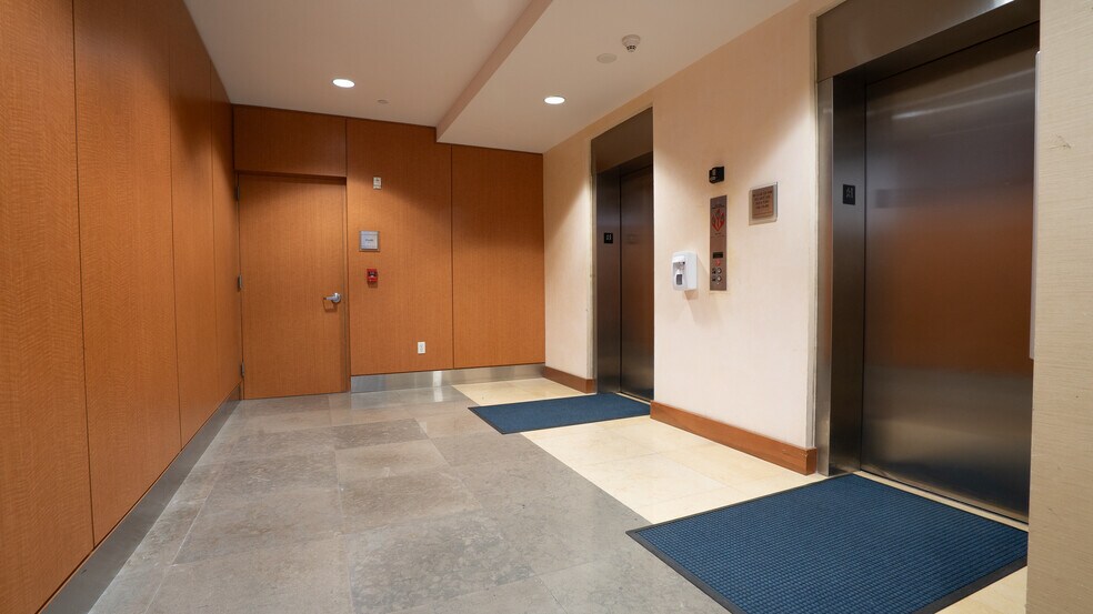 4300 Biscayne Blvd, Miami, FL à louer - Photo intérieure – Image 2 sur 11