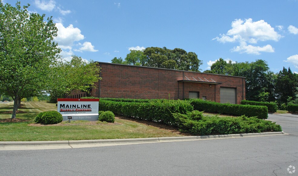 11900 Sam Roper Dr, Charlotte, NC à louer - Photo principale – Image 1 sur 11