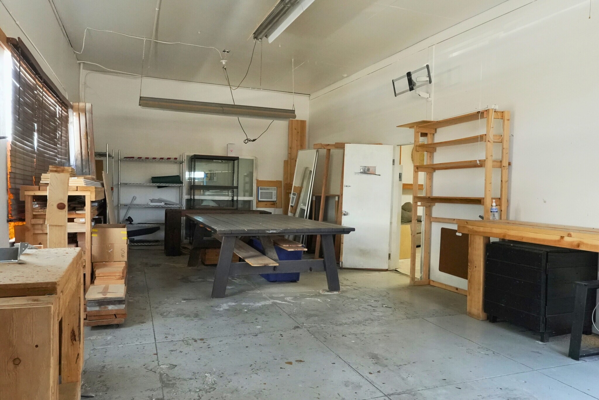 4862 Venice Blvd, Los Angeles, CA à louer Photo principale– Image 1 sur 11