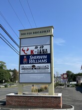 880-910 Broadway, Saugus, MA 01906, USA Broadway, Saugus, MA à louer Autre– Image 1 sur 4
