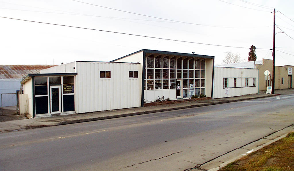 1016-1038 Beamer St, Woodland, CA à louer Photo principale– Image 1 sur 4