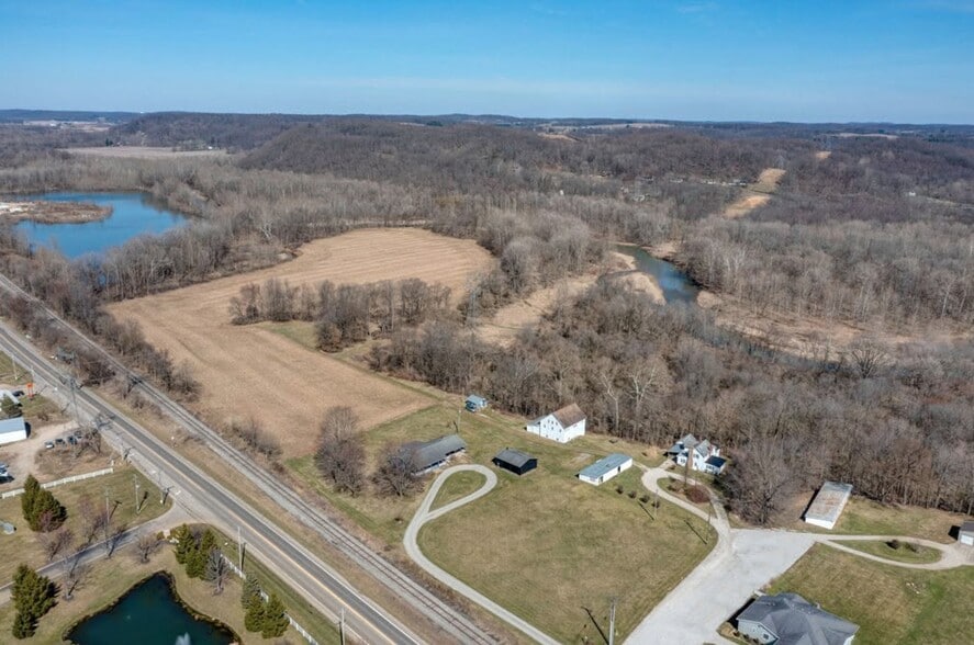 2076 Mount Vernon Rd, Newark, OH à vendre - Photo principale – Image 1 sur 2