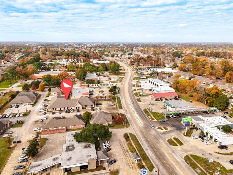 13348 Coursey Blvd, Baton Rouge, LA à louer - Photo de l’immeuble – Image 3 sur 10