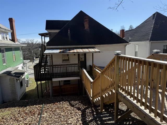1005 Locust Ave, Fairmont, WV à vendre - Photo de l’immeuble – Image 2 sur 18