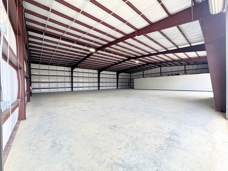 22810 Hufsmith Kohrville Rd, Tomball, TX à louer - Photo intérieure – Image 3 sur 13