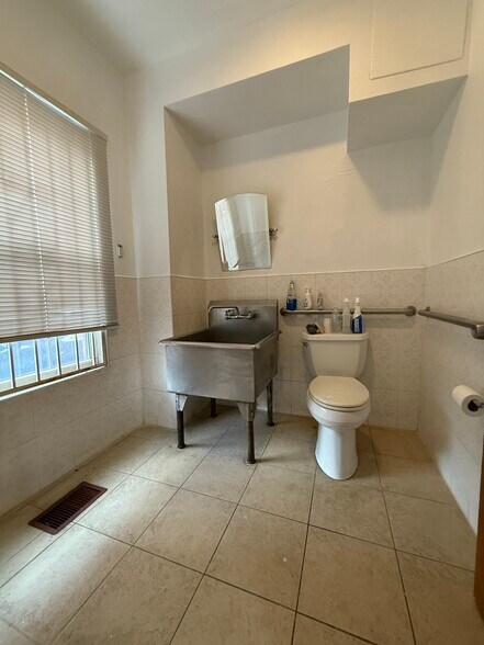 1104-1126 Buttonwood St, Philadelphia, PA à louer - Photo de l’immeuble – Image 3 sur 7