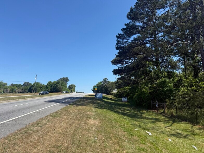 Hwy 124, Lawrenceville, GA à vendre - Photo de l’immeuble – Image 2 sur 7