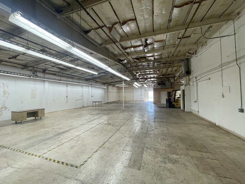 9030 Winnetka Ave, Northridge, CA à louer - Photo de l’immeuble – Image 2 sur 15