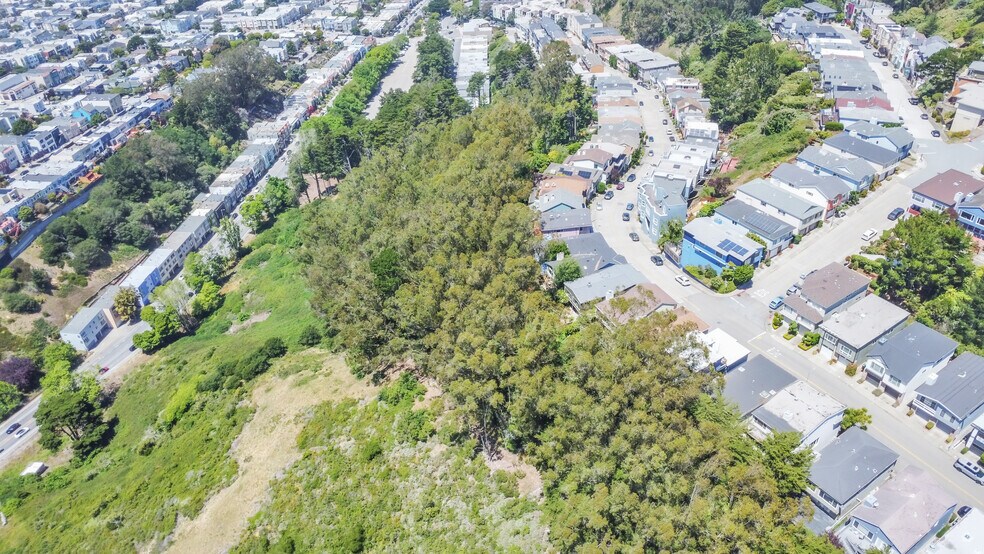 301-397 Warren Dr, San Francisco, CA à vendre - Photo de l’immeuble – Image 3 sur 16