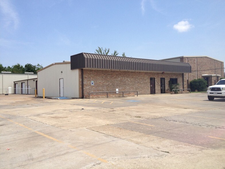 4960 Washington Blvd, Beaumont, TX à vendre - Photo de l’immeuble – Image 3 sur 5