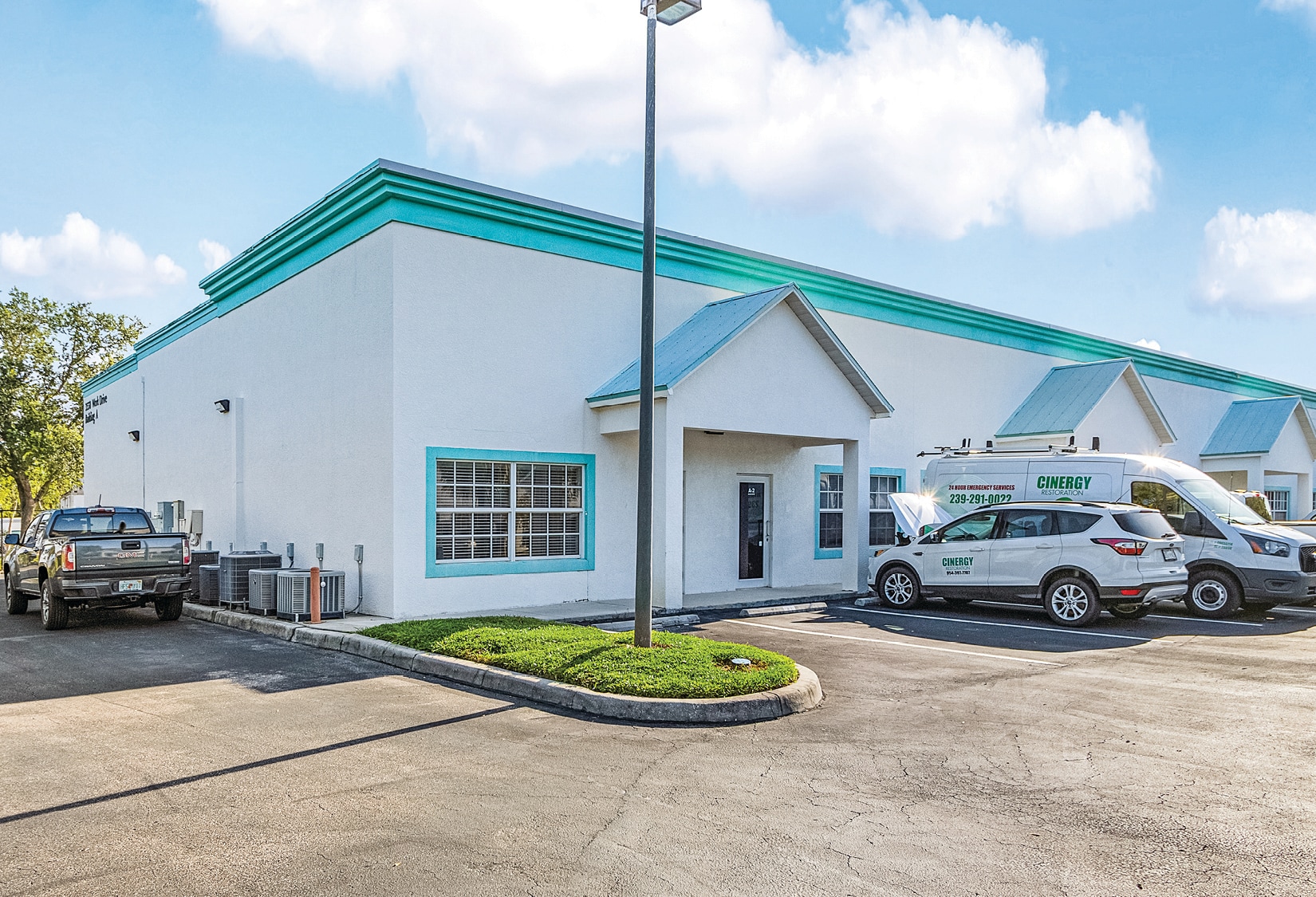 3550 Work Dr, Fort Myers, FL à vendre Photo de l’immeuble– Image 1 sur 10