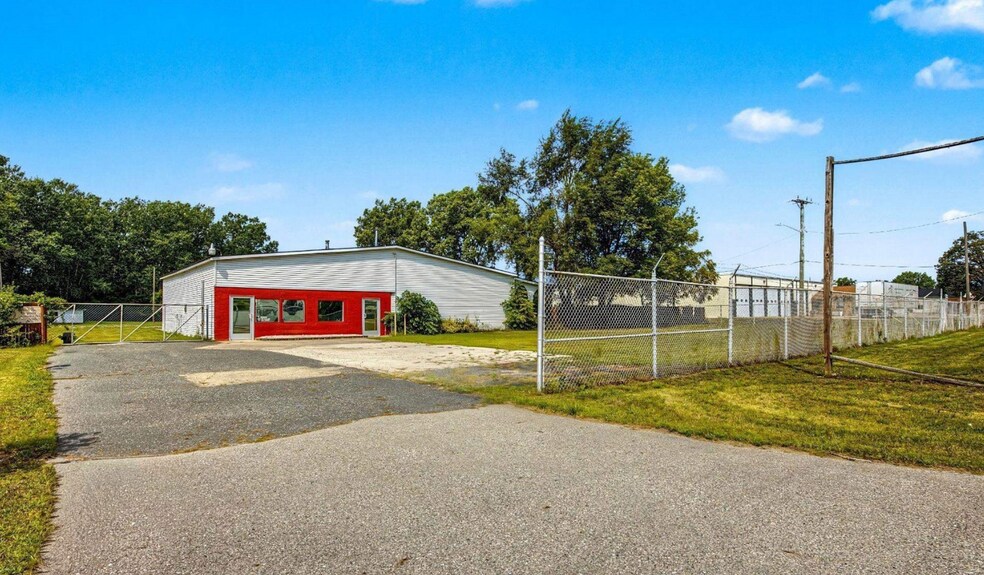 3905 32nd St, Port Huron, MI à vendre - Photo de l’immeuble – Image 3 sur 49